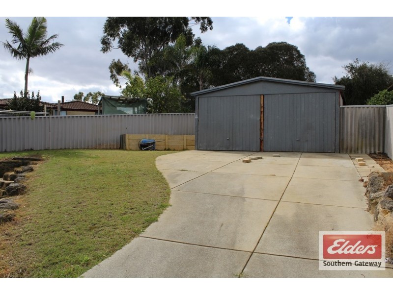 7 Pike Court, Parmelia WA 6167