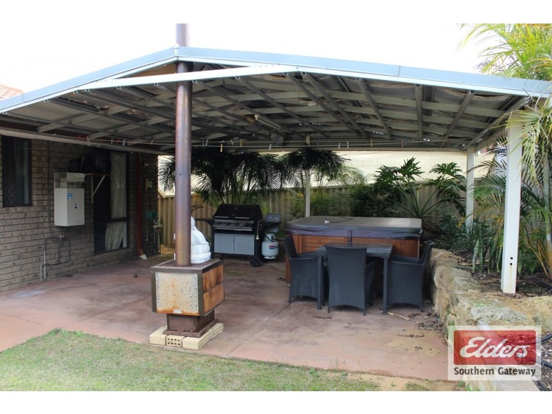 7 Pike Court, Parmelia WA 6167