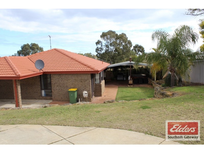 7 Pike Court, Parmelia WA 6167