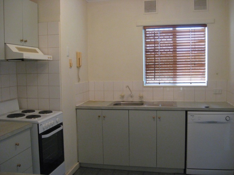 15 27 PARTRIDGE STREET, Orelia WA 6167