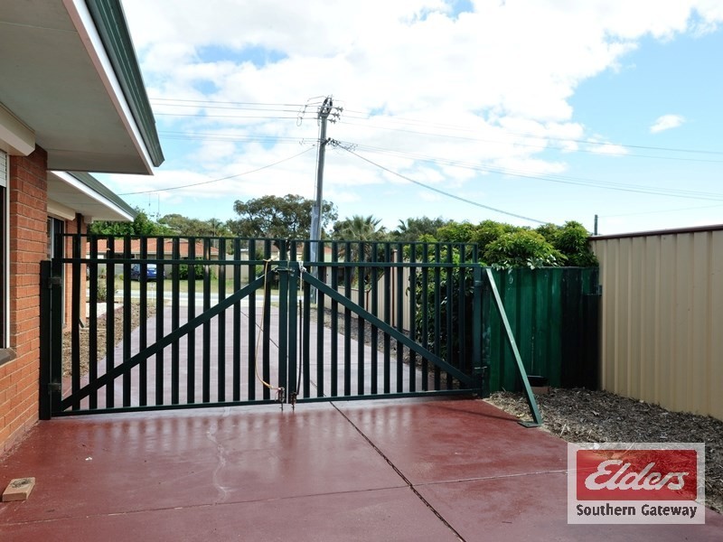 59 Warner Road, Parmelia WA 6167