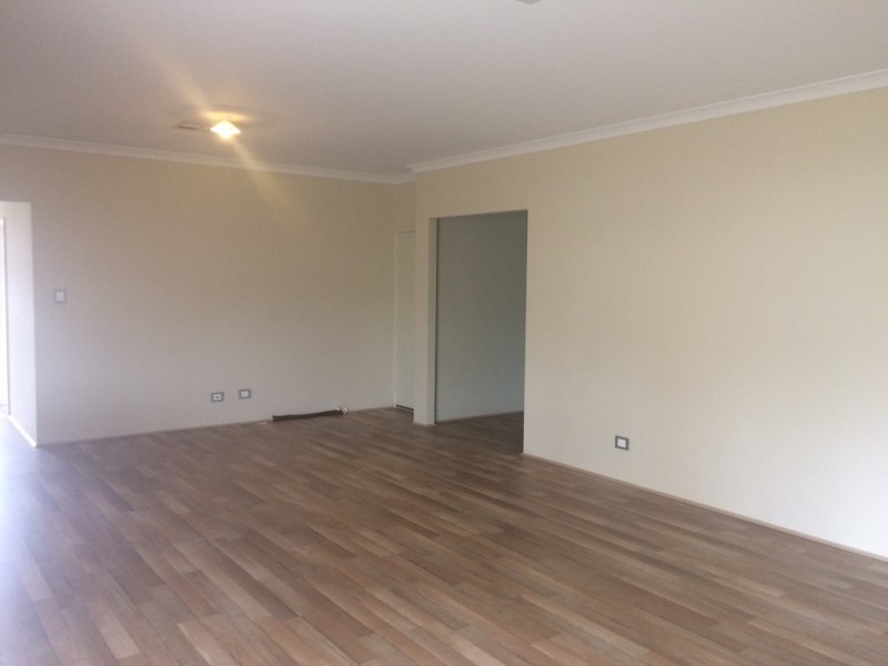 2 DURSLEY STREET, Wellard WA 6170