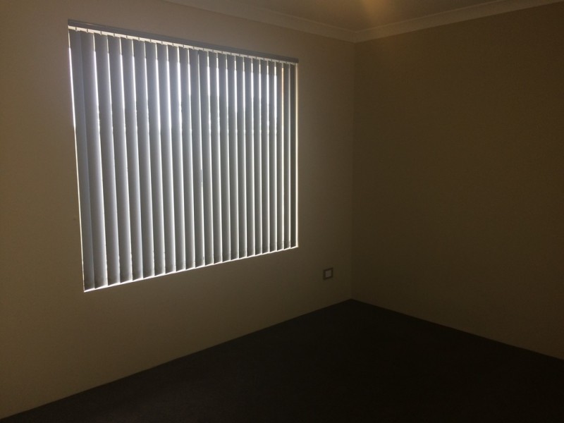 2 DURSLEY STREET, Wellard WA 6170