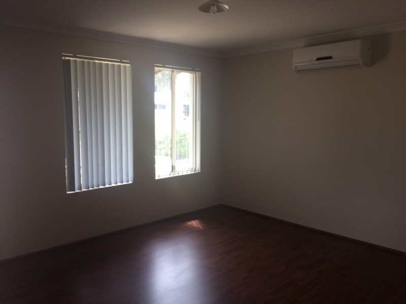 2 DURSLEY STREET, Wellard WA 6170