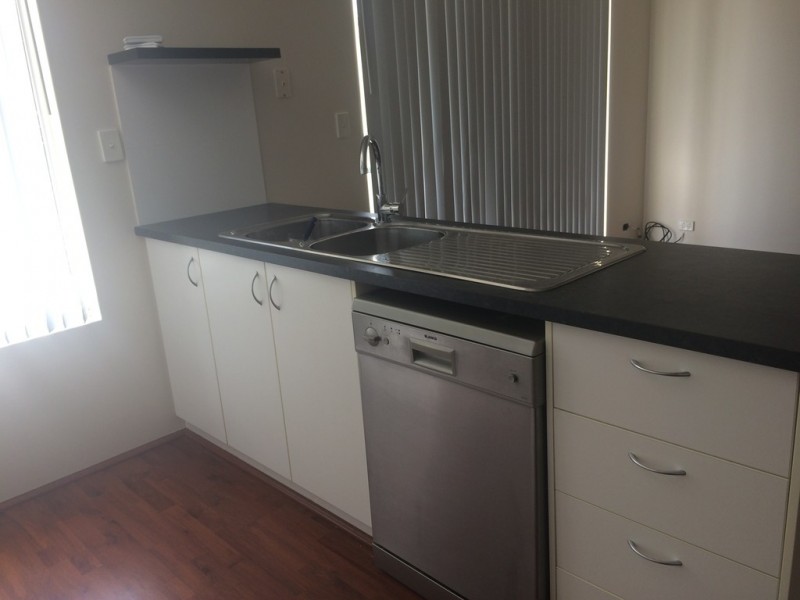 2 DURSLEY STREET, Wellard WA 6170