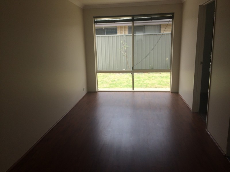 2 DURSLEY STREET, Wellard WA 6170