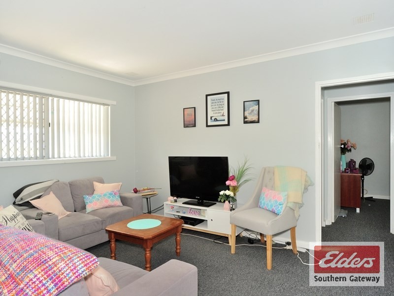 Unit 8, 33 Steward Way, Orelia WA 6167