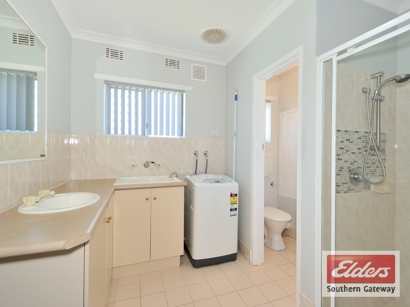 Unit 8, 33 Steward Way, Orelia WA 6167