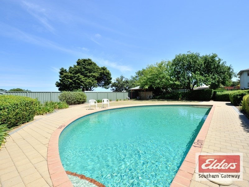 Unit 8, 33 Steward Way, Orelia WA 6167