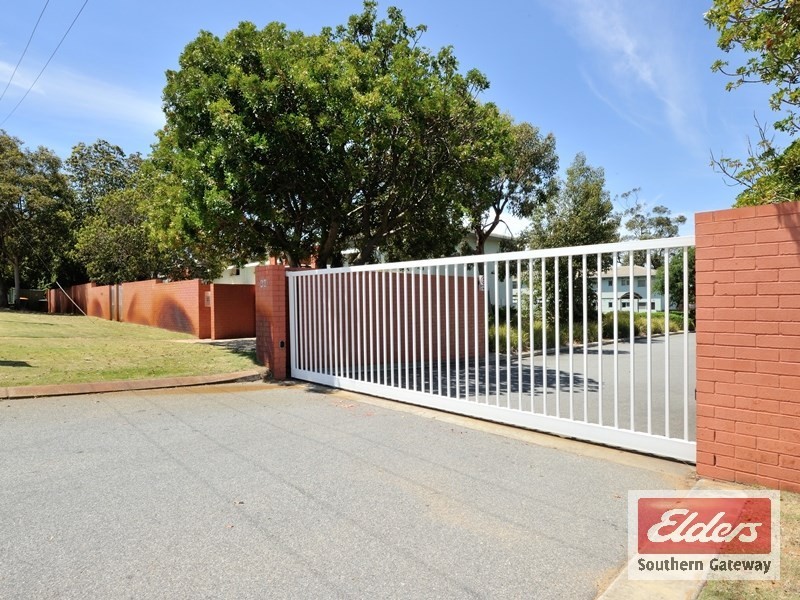 Unit 8, 33 Steward Way, Orelia WA 6167