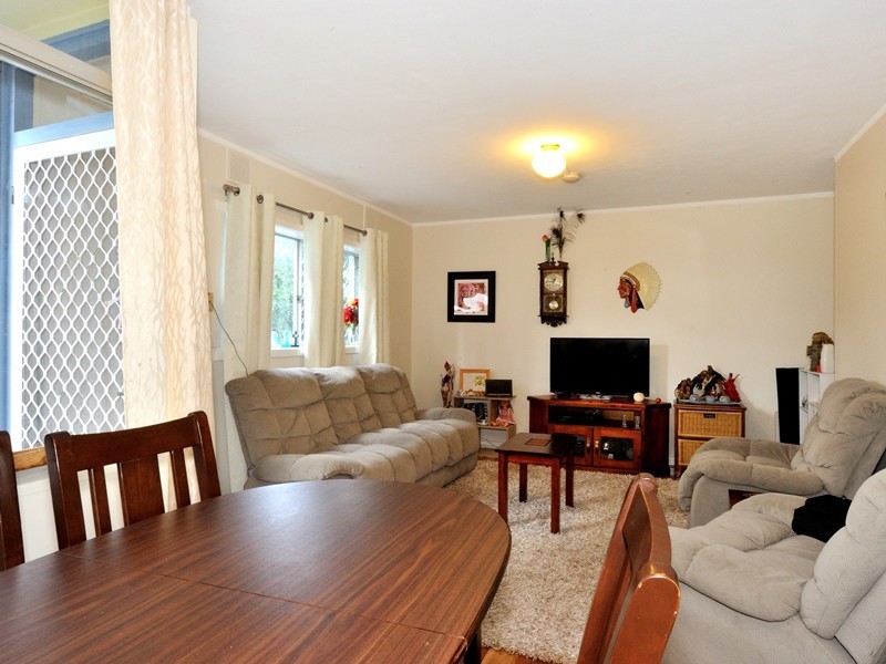 4 /12 EDMUND WAY, Calista WA 6167