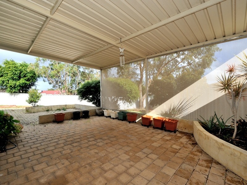 4 /12 EDMUND WAY, Calista WA 6167