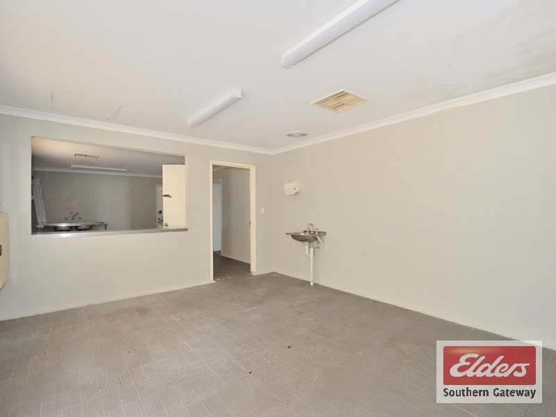 42 Seabrook Way, Medina WA 6167