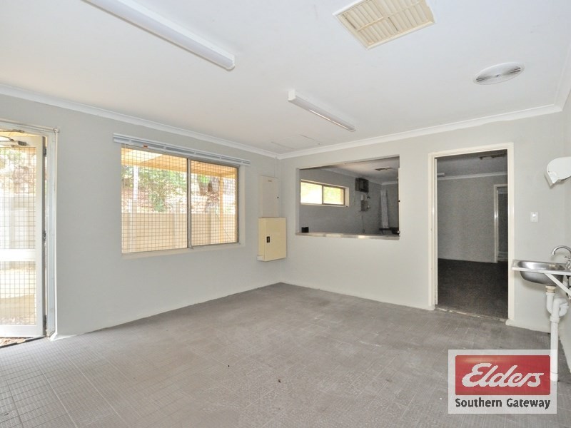 42 Seabrook Way, Medina WA 6167