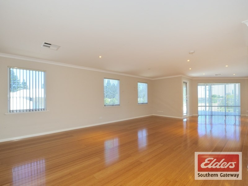 34B Watts Road, Shoalwater WA 6169