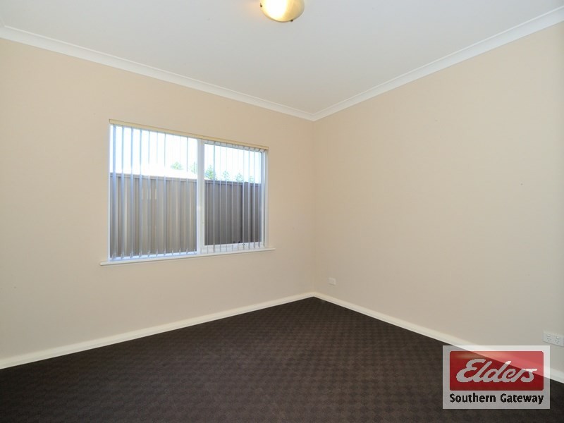 34B Watts Road, Shoalwater WA 6169