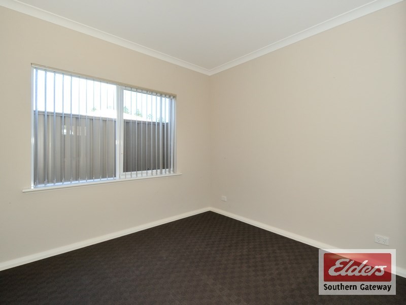 34B Watts Road, Shoalwater WA 6169