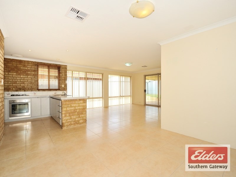 12 MAURITIUS COURT, Waikiki WA 6169