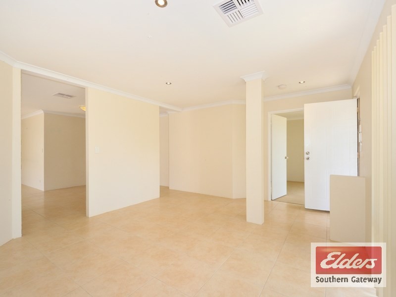 12 MAURITIUS COURT, Waikiki WA 6169