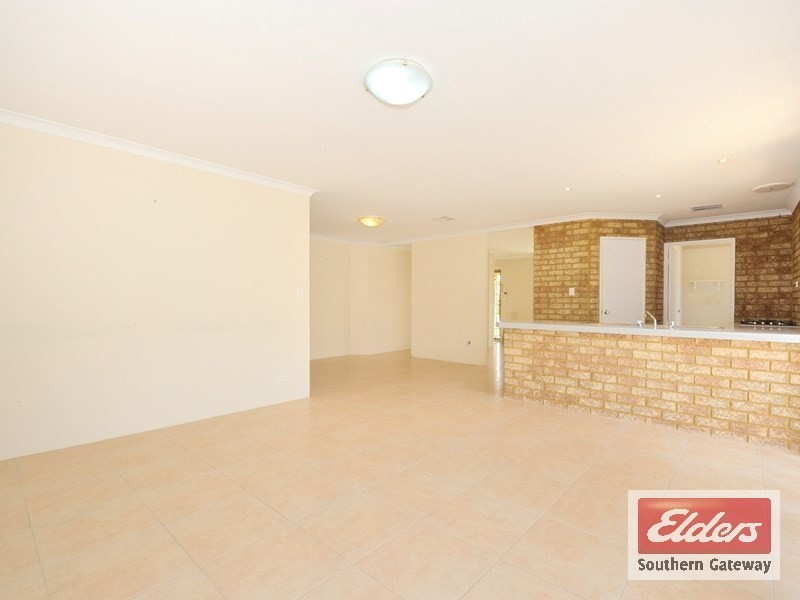 12 MAURITIUS COURT, Waikiki WA 6169