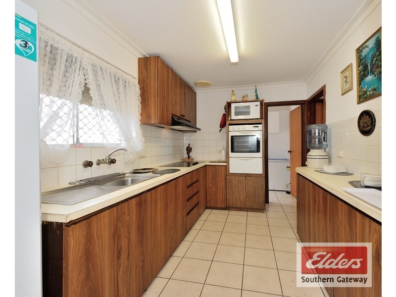 89 Sicklemore Road, Parmelia WA 6167