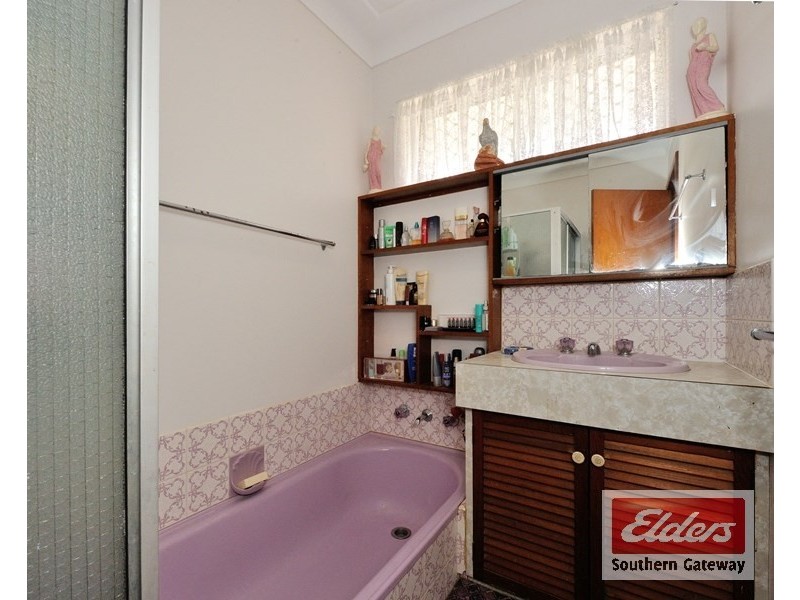 89 Sicklemore Road, Parmelia WA 6167