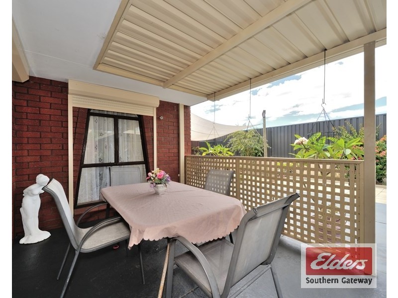 89 Sicklemore Road, Parmelia WA 6167