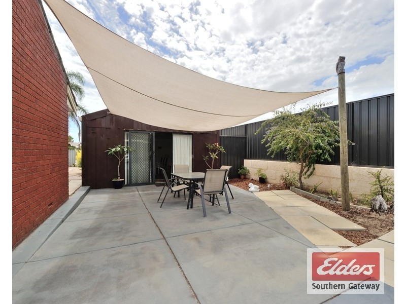 89 Sicklemore Road, Parmelia WA 6167