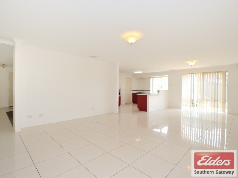 6 Taunton Mews, Leda WA 6170
