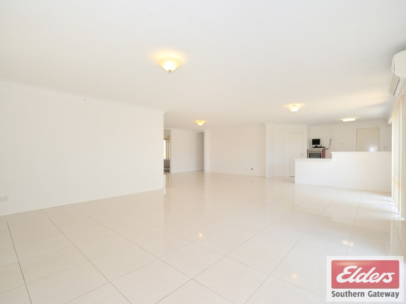 6 Taunton Mews, Leda WA 6170