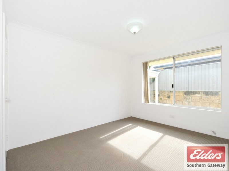 6 Taunton Mews, Leda WA 6170