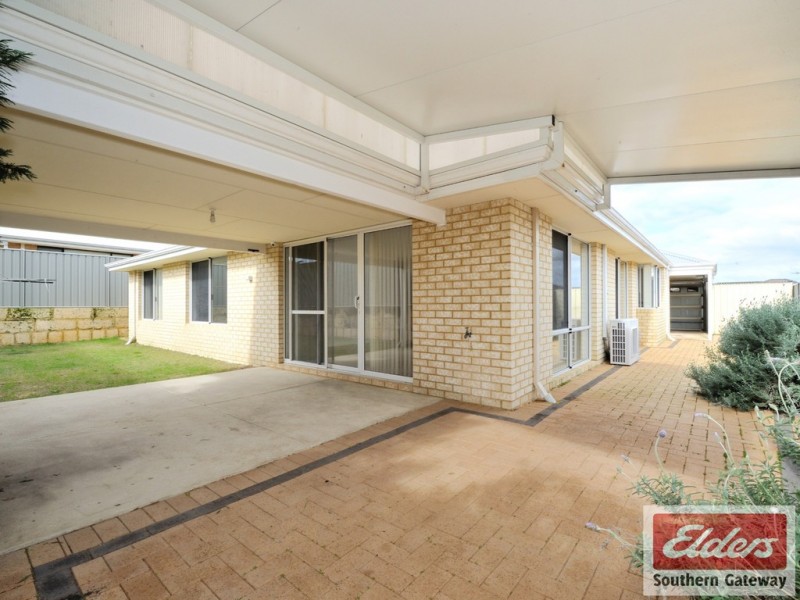 6 Taunton Mews, Leda WA 6170