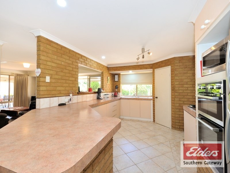 233 Lakes Road, Greenfields WA 6210