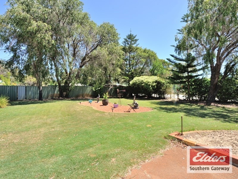 233 Lakes Road, Greenfields WA 6210