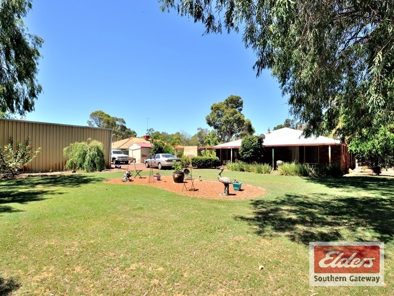 233 Lakes Road, Greenfields WA 6210