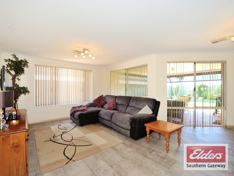 22 Colreavy Ramble, Baldivis WA 6171