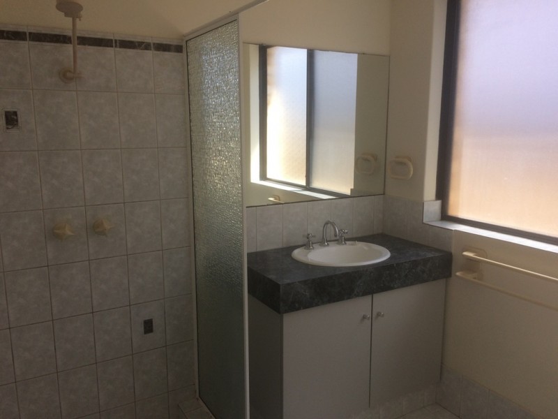 23 OAKFIELD GARDENS, Parmelia WA 6167