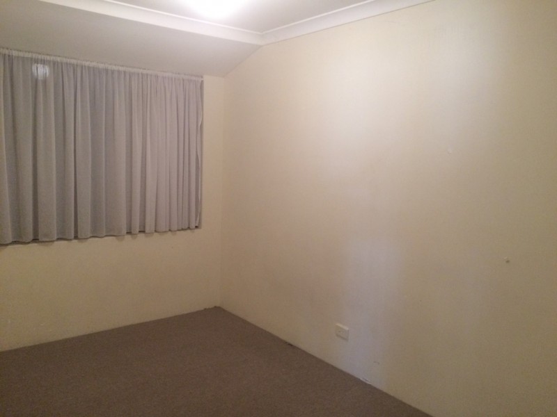 23 OAKFIELD GARDENS, Parmelia WA 6167