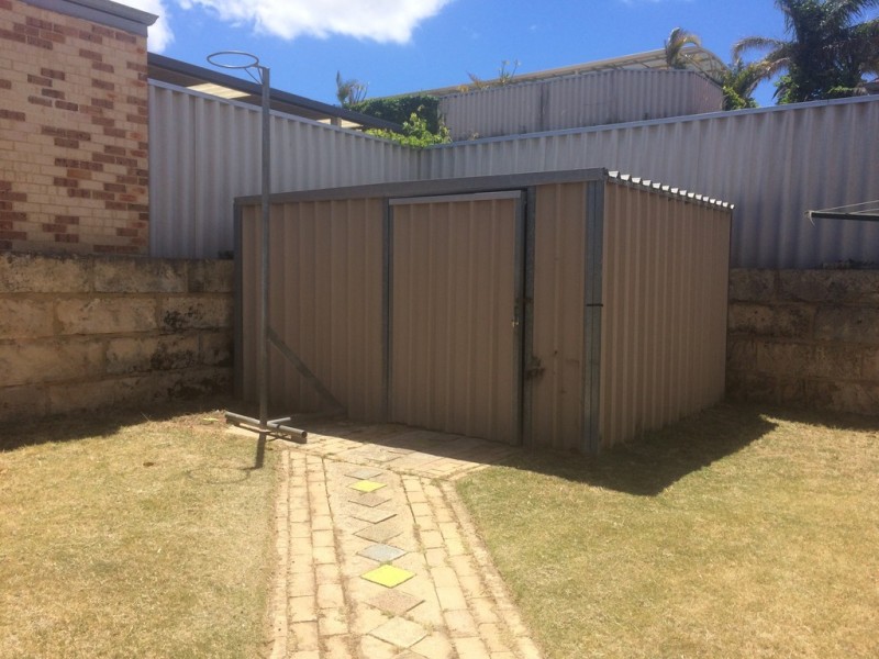 23 OAKFIELD GARDENS, Parmelia WA 6167