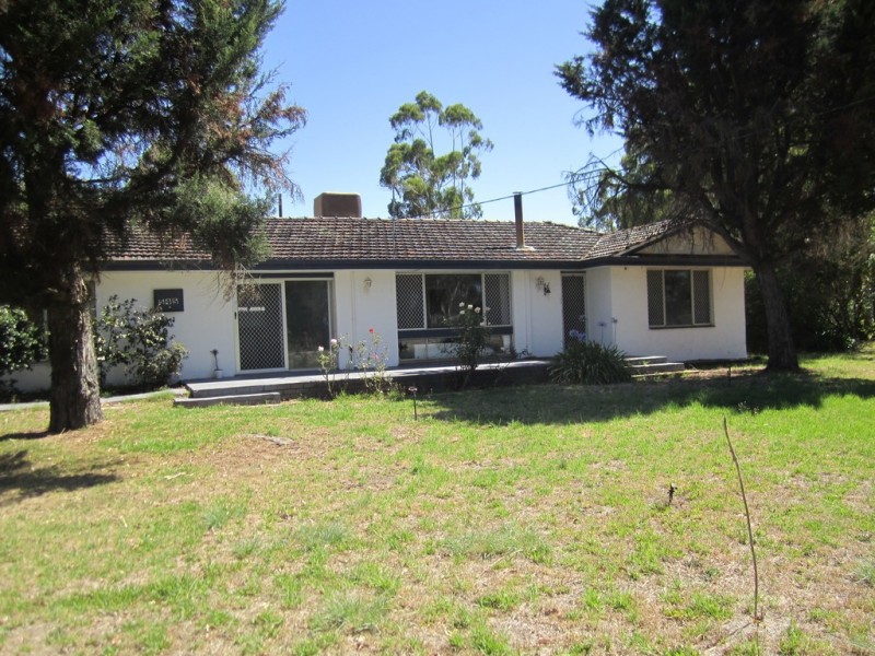 545 Orton Road, Oakford WA 6121