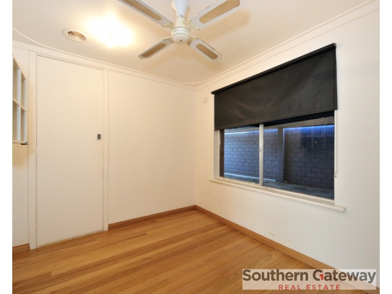 29 Chapman Road, Calista WA 6167