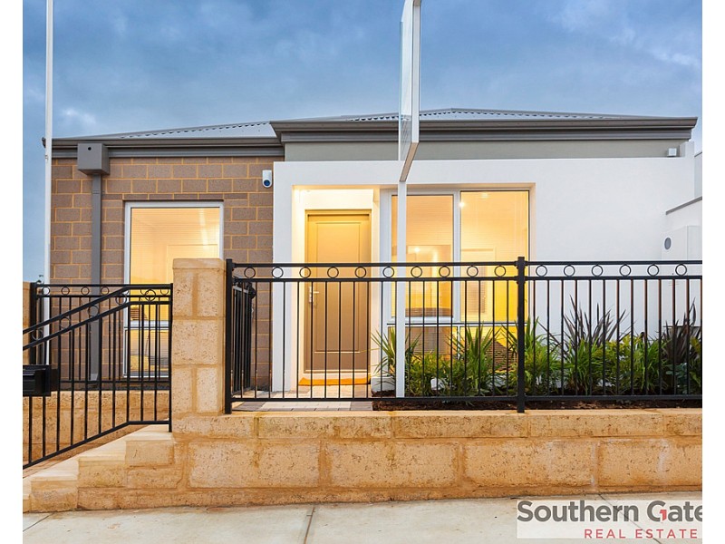 57 Kangaroo Avenue, Kwinana Town Centre WA 6167