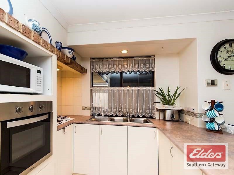 8 George Beacham Way, Pinjarra WA 6208