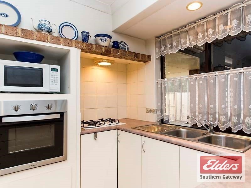 8 George Beacham Way, Pinjarra WA 6208