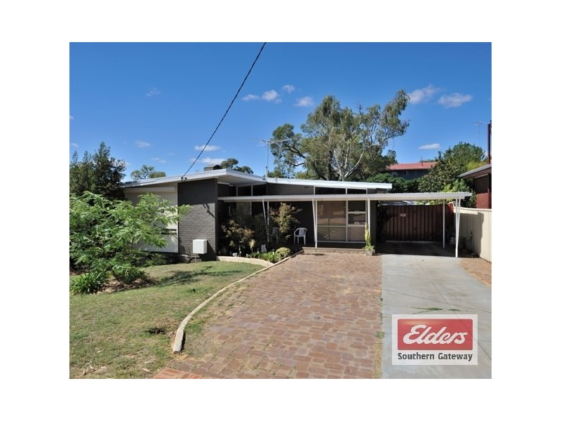 26 Hennessy Avenue, Orelia WA 6167