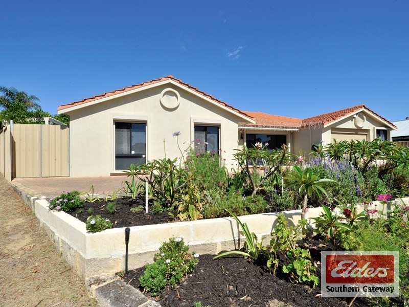 34 Brougham Crescent, Orelia WA 6167