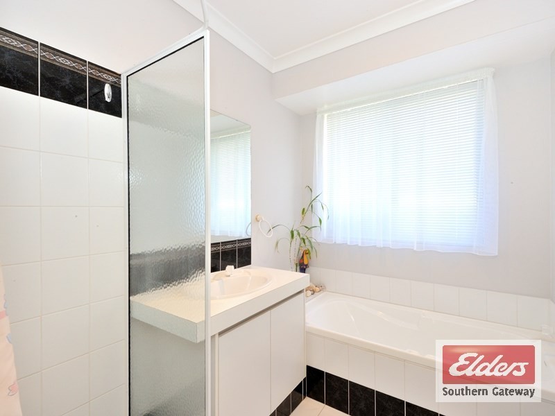 34 Brougham Crescent, Orelia WA 6167