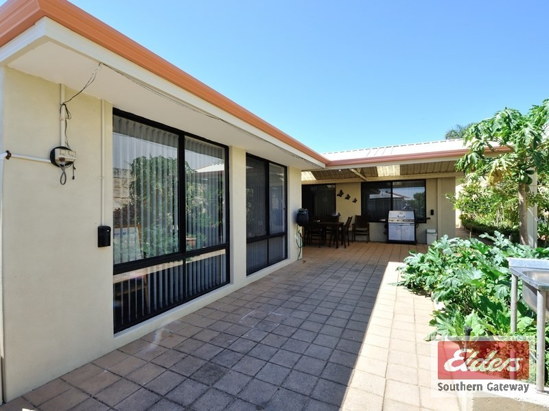 34 Brougham Crescent, Orelia WA 6167