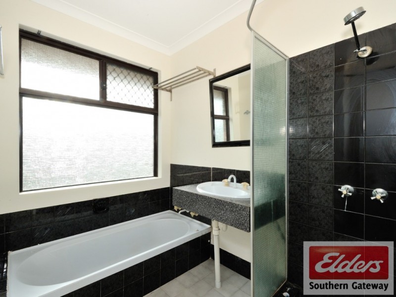 18 Perham Crescent, Leda WA 6170