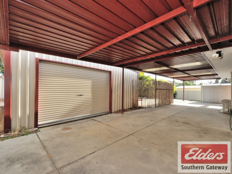 18 Perham Crescent, Leda WA 6170